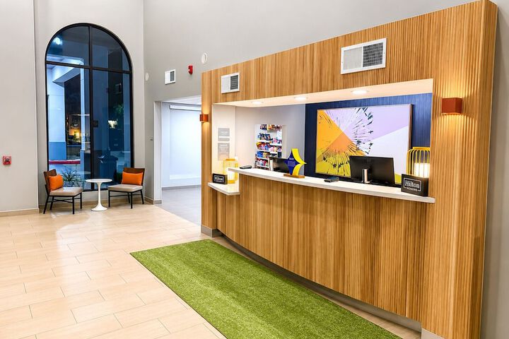Spark by Hilton Stafford Sugar Land