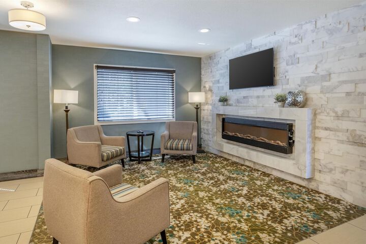 Best Western Long Beach Inn