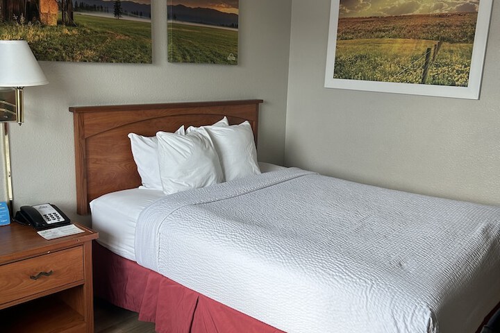 Room 5 of 34