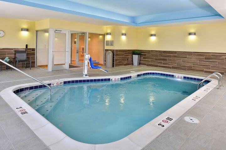 Fairfield Inn & Suites by Marriott St. Joseph