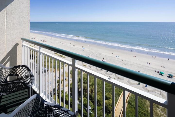 Hampton Inn & Suites Myrtle Beach / Oceanfront