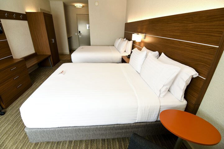 Room 46 of 126