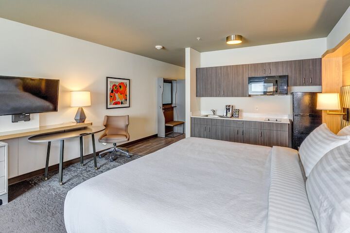 Holiday Inn & Suites Bellingham by IHG
