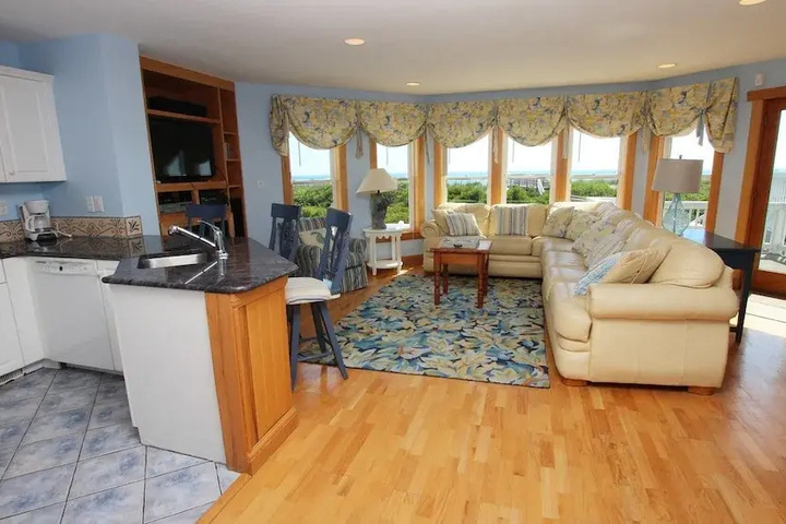 Heavenly Dayz - 9 Br home by RedAwning