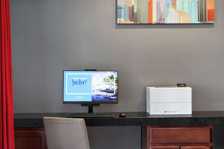 Hampton Inn Kansas City / Blue Springs