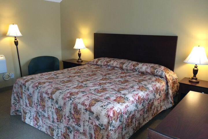 Room 12 of 24
