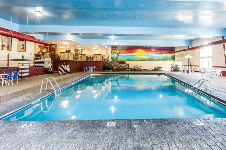 Pool 4 of 29