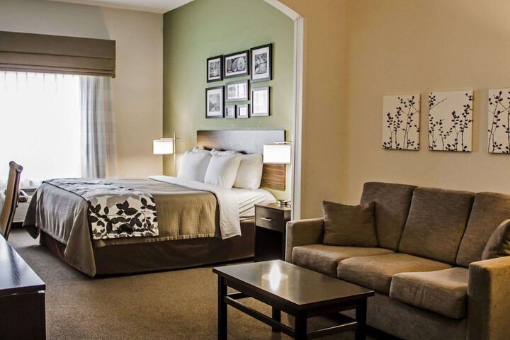 Room 20 of 29
