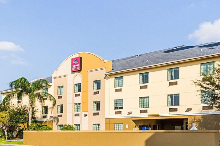 Hotel 3 of 32