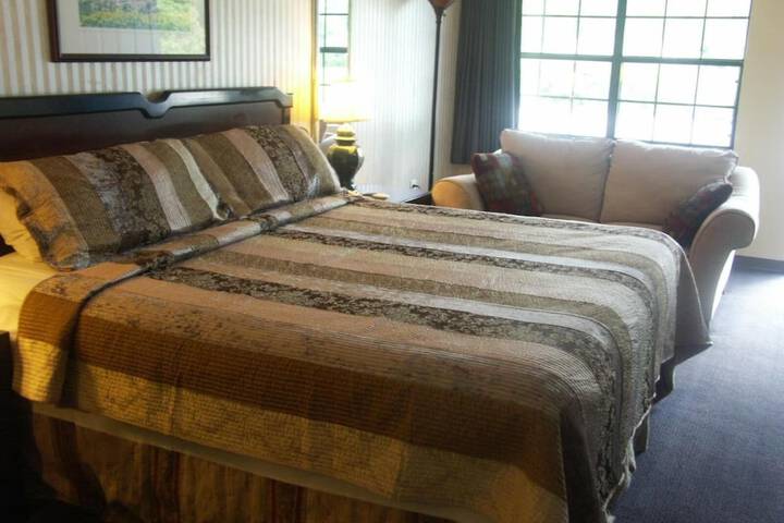 Deerwood Inn and Madison Campground