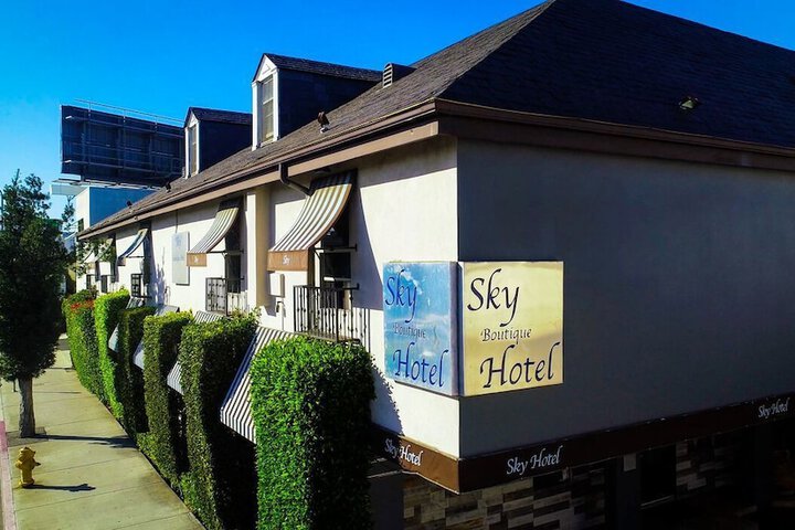 Hotel 2 of 66