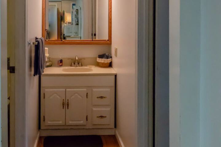 Room 31 of 79