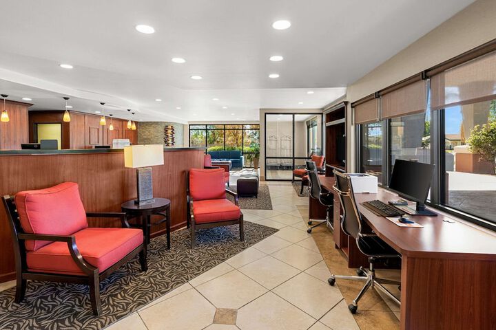 Business Center 37 of 37