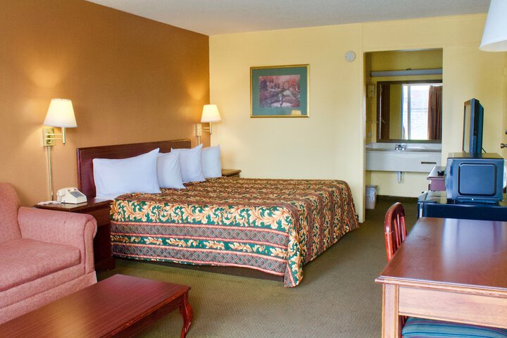 Rodeway Inn Monroe