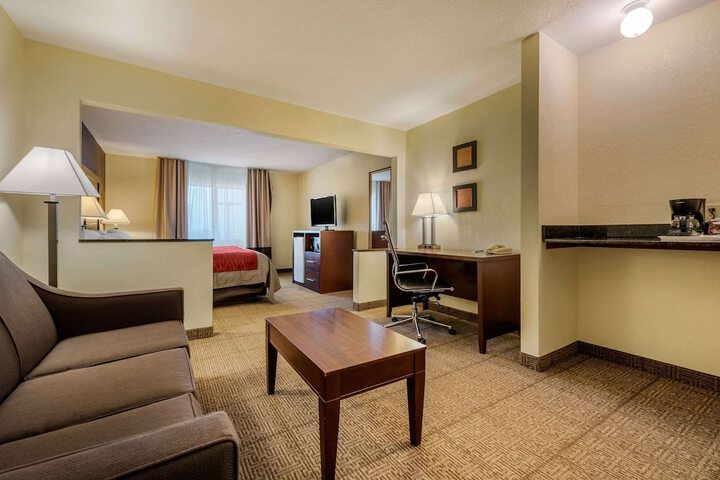 Room 18 of 40