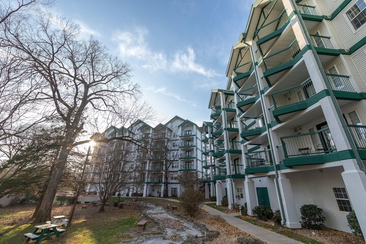Hotel 4 of 66