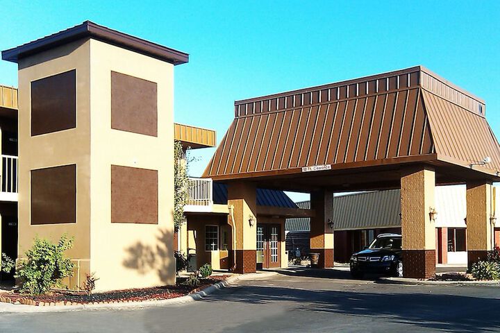 Hotel 3 of 33
