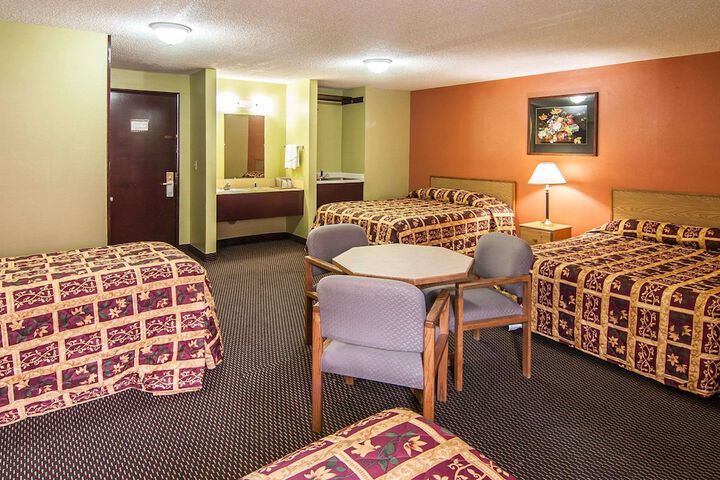 Rodeway Inn Willamette River