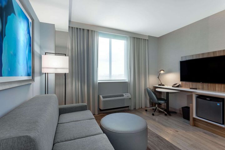 Room 21 of 63