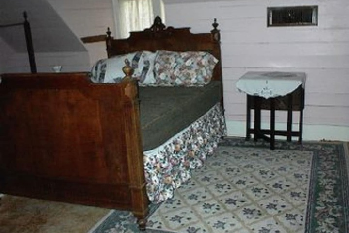 Room 41 of 108