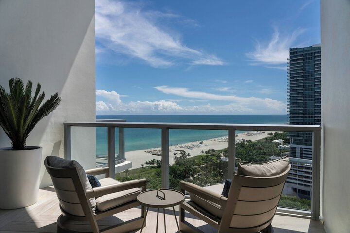 W South Beach