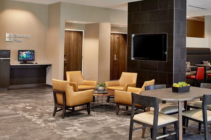 Hotel Interior 12 of 40