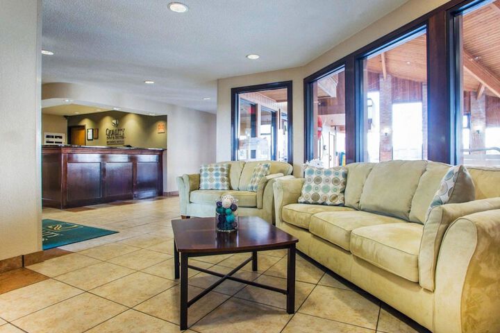 Quality Inn & Suites Kimberly - Appleton East