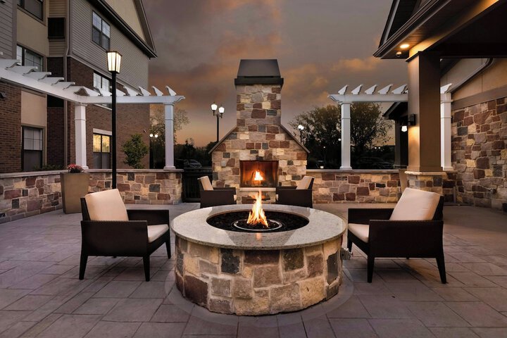 Residence Inn by Marriott Milwaukee Brookfield