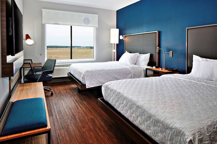 Room 15 of 23