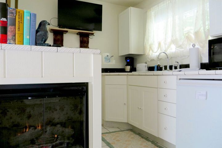 MONTE RIO COTTAGES