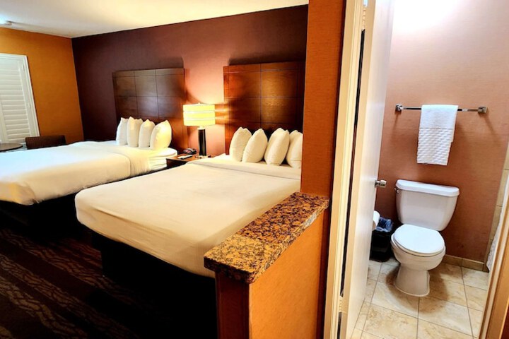 Room 36 of 54