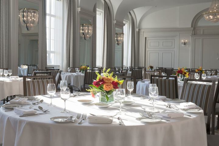 Ballroom/Hall 67 of 71