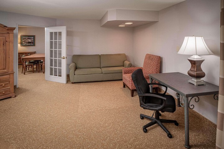 Room 19 of 42