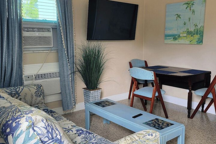 BeachTrail Lodging