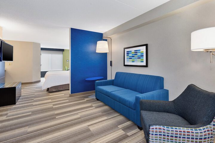 Room 22 of 47