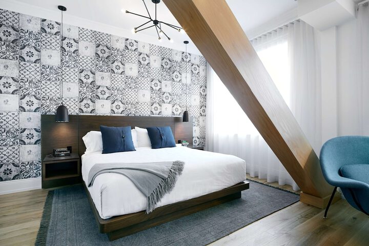 Room 22 of 55