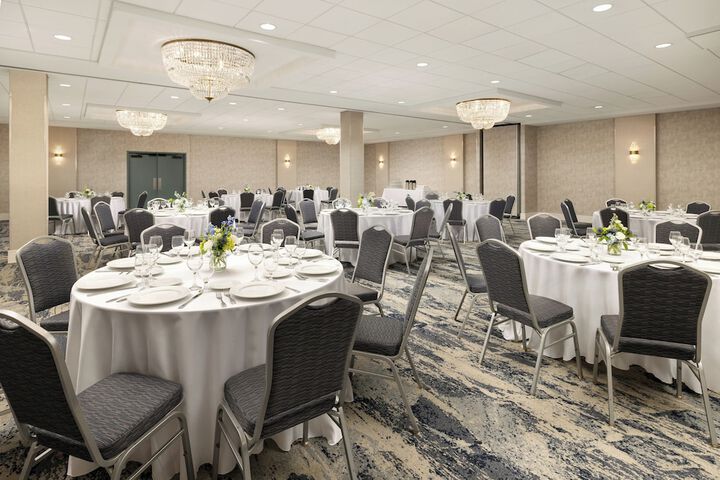DoubleTree by Hilton Downtown Concord