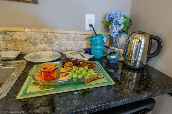 Brookside Inn Boutique Hotel
