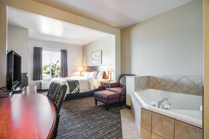 Room 41 of 45