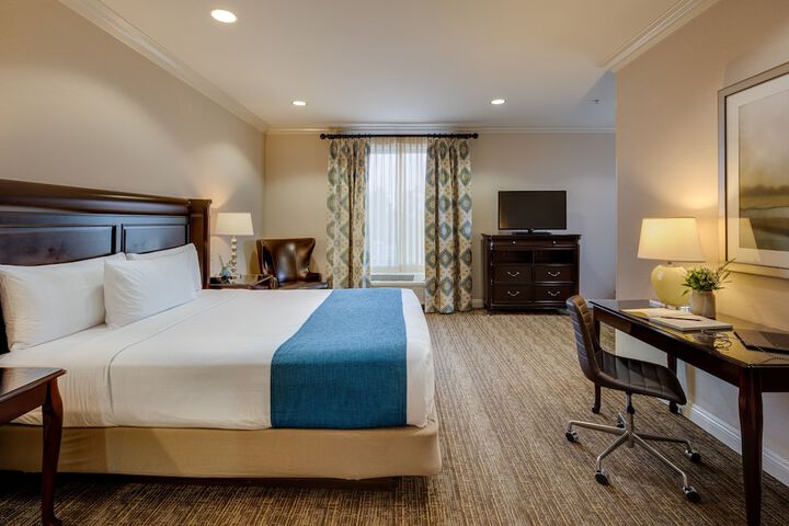 Room 12 of 42