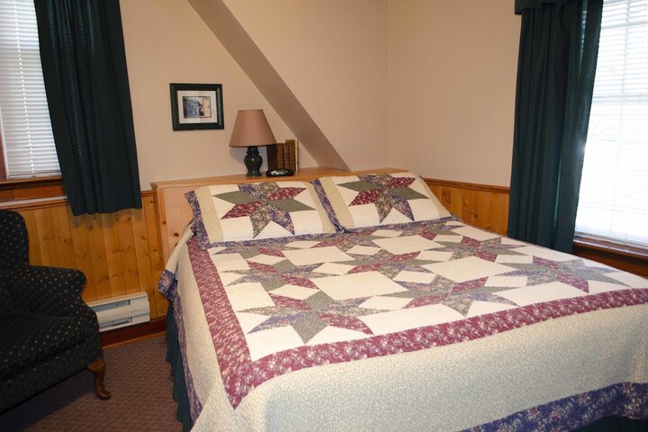 Crandell Mountain Lodge