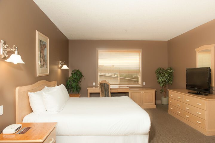 Room 12 of 38