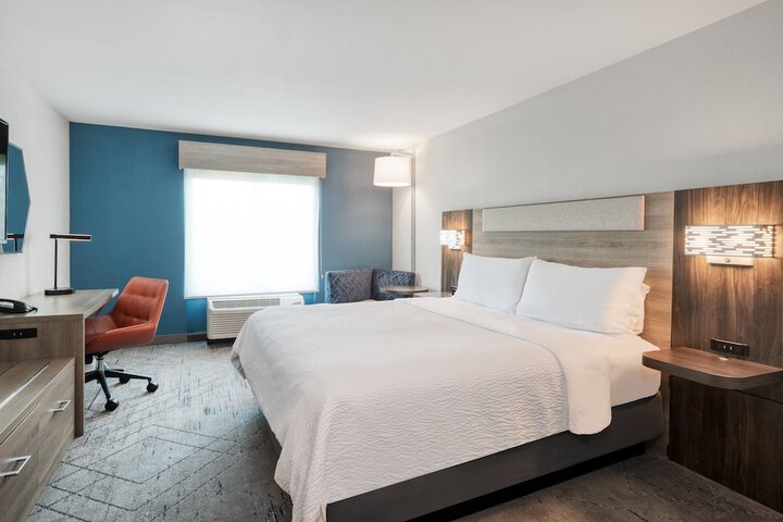 Room 42 of 63