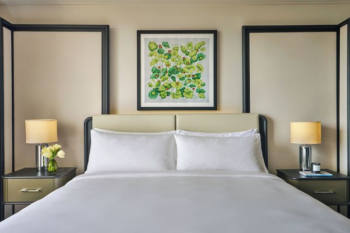 Room 22 of 105