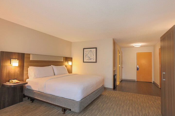 Room 20 of 73