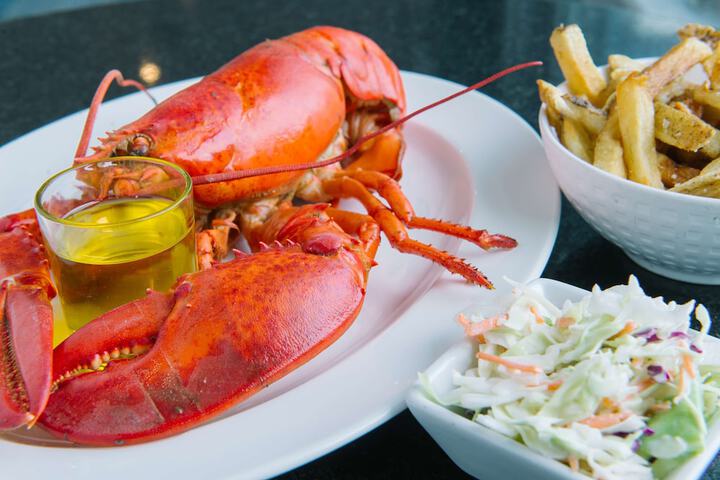 Breakwater Inn