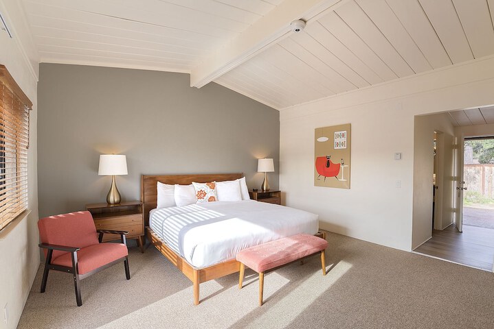 Contenta Inn