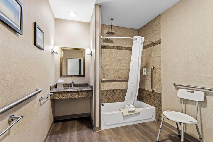 Comfort Suites Roswell North