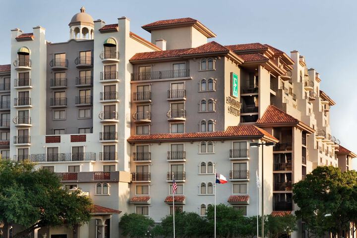 Hotel 2 of 43
