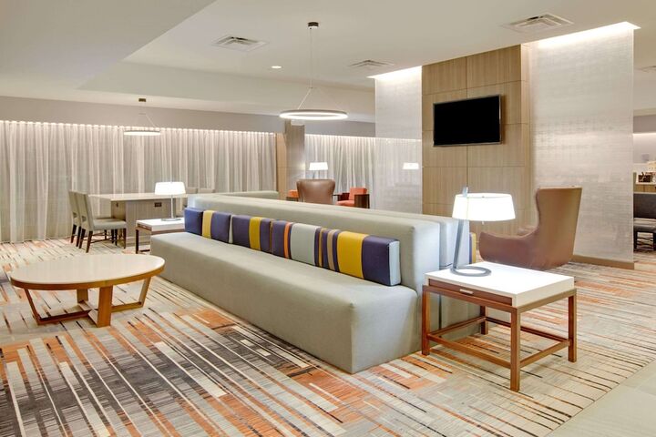 Hotel Interior 6 of 26